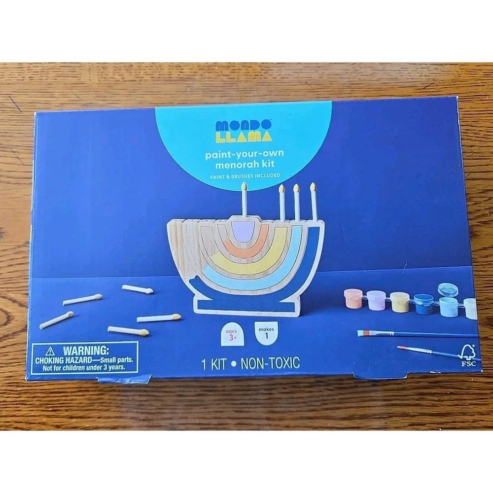 Mondo Llama Paint-Your-Own Menorah Kit - Paint and Brushes Included‎ - Ages 3+